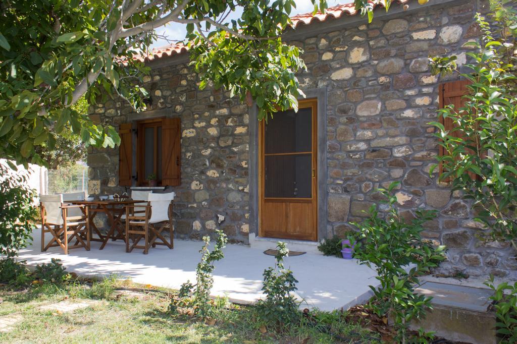 Perivoli Stone House * Skala Eresou